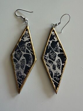 Handcrafted Vintage Boho Geometric Dangle Earrings Black Gold Tone